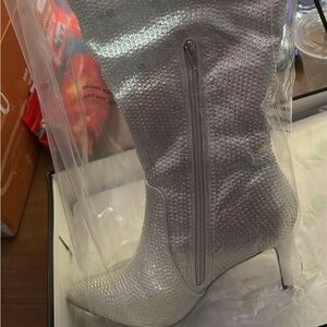 These are MIA boots.Ankle high are a size 9. Knee high are size 9 1/2